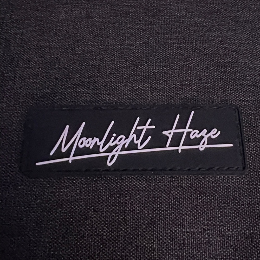 NWT ๐ฑ๐จ MOONLIGHT HAZE GRAY SMELL-PROOF STORAGE ORGANIZATION CARRY BAG w/LOCK - Picture 14 of 16